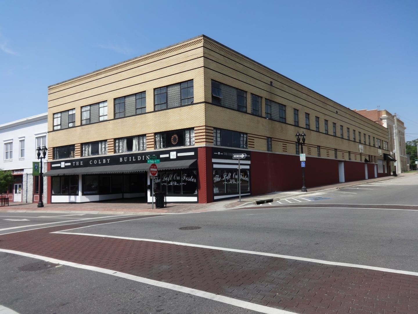 Photo of Colby Building