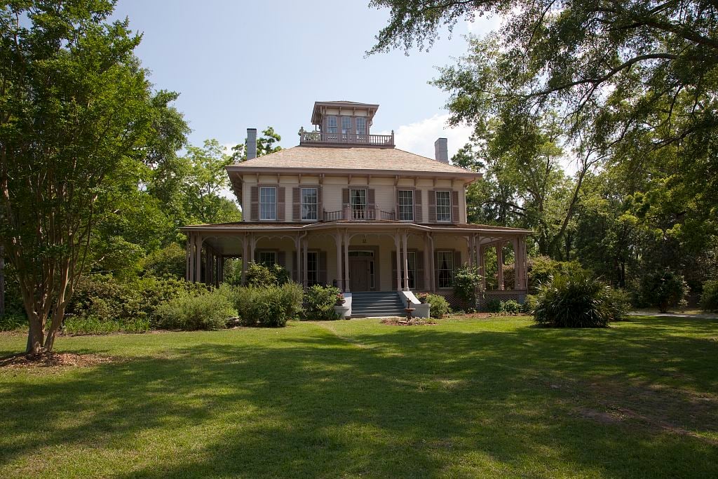 Photo of Fendall Hall