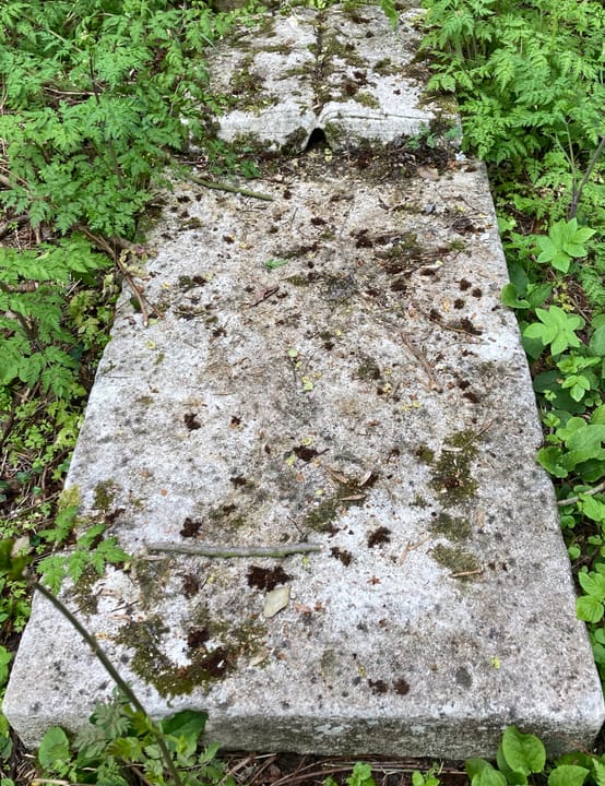 Grave of Edward Hodges Baily in Highgate Cemetery