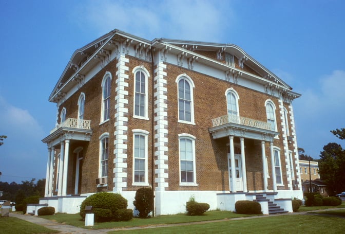 Pickens County Courthouse historic exterior, Carrollton Alabama