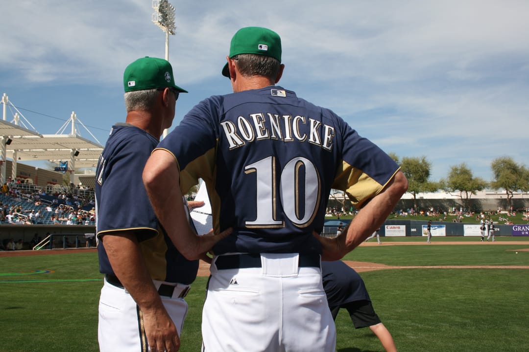 Manager Ron Roenicke talking with Rich Kranitz, the Brewers pitching coach.