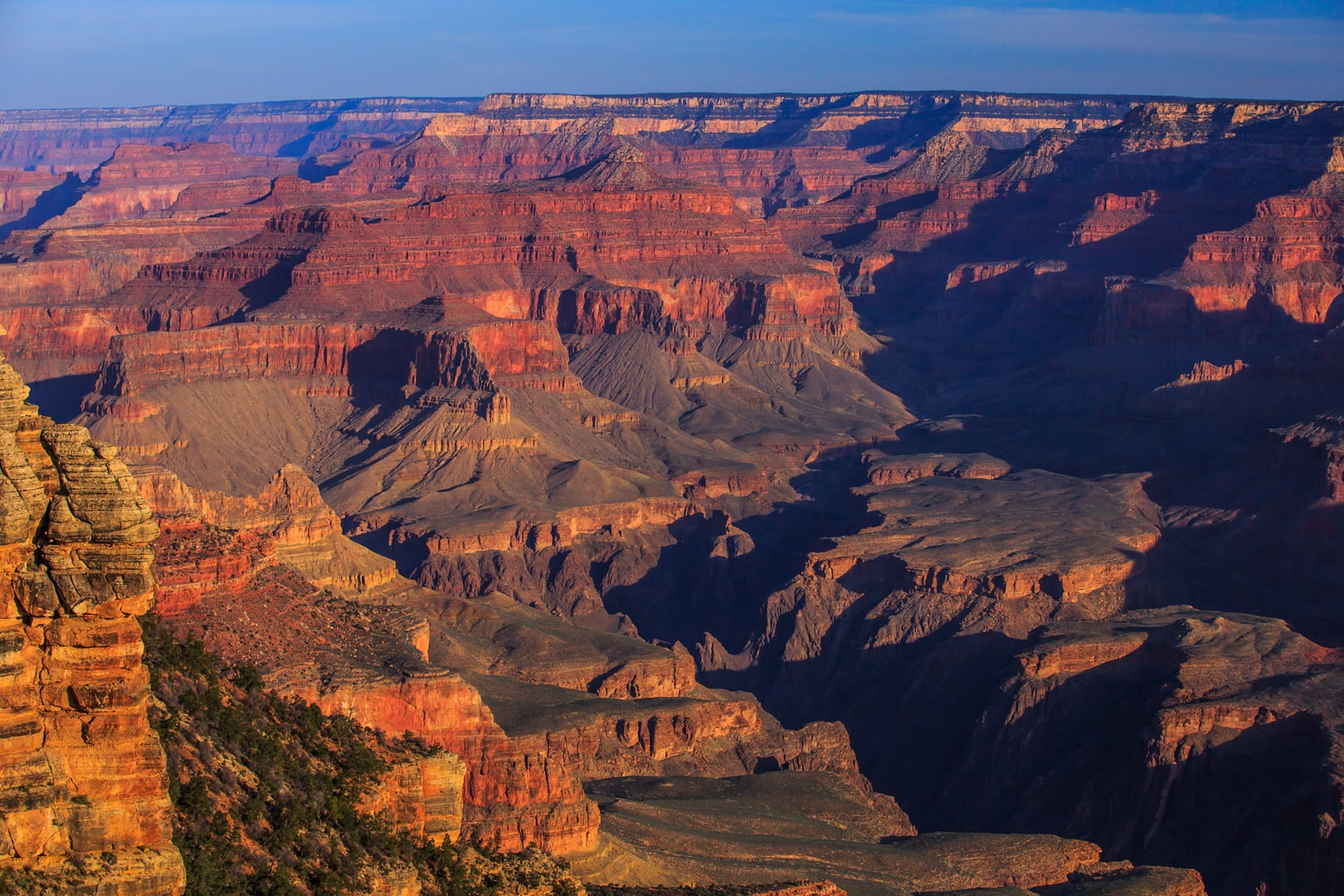 Dawn light on the South Rim of the Grand Canyon, Coconino County, Arizona