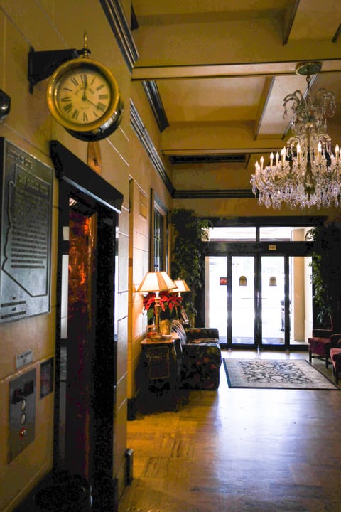 Hotel San Carlos in downtown Phoenix Arizona, 1928 seven-story boutique hotel exterior