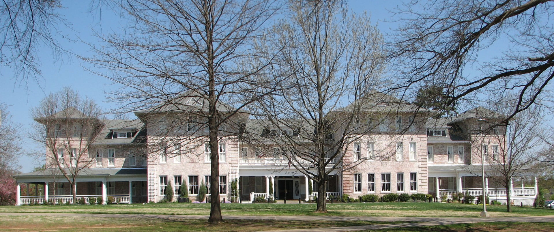 Photo of Inn at Carnall Hall