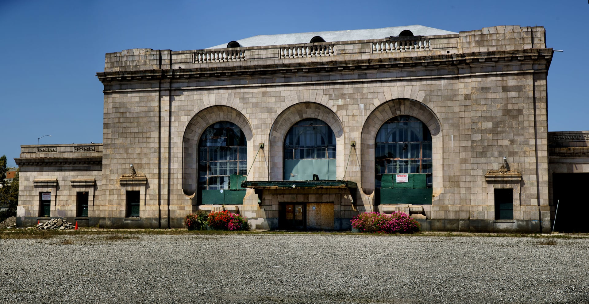 Photo of 16th Street Train Station