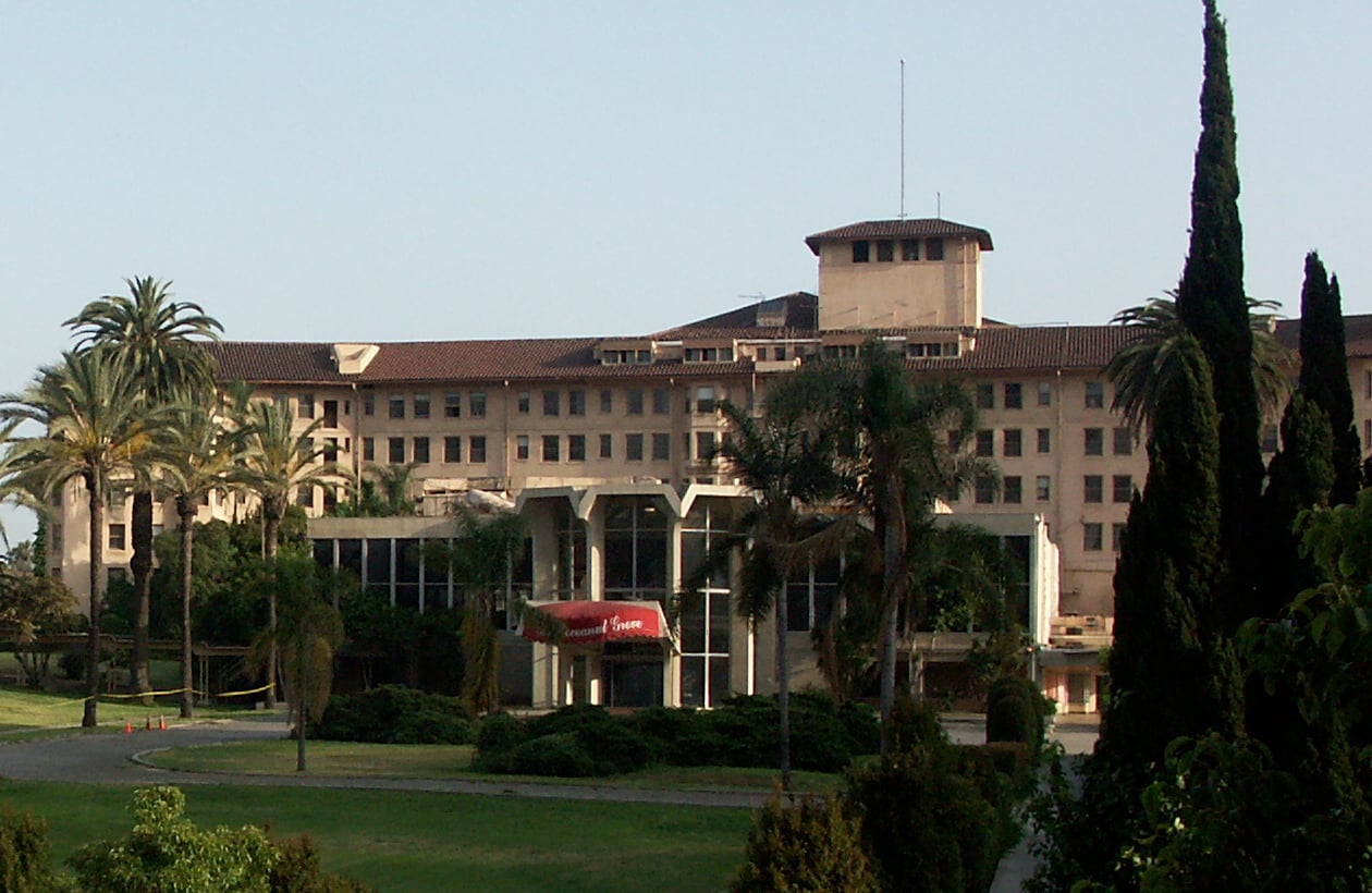 Photo of Ambassador Hotel Site (RFK Community Schools)