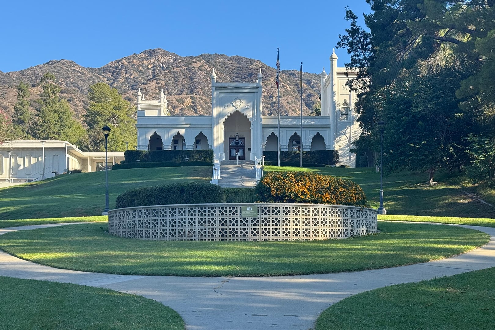 El Miradero, the 1904 Indo-Islamic mansion of Leslie C. Brand, now Brand Library & Art Center in Glendale, California, with the Verdugo Mountains in the background