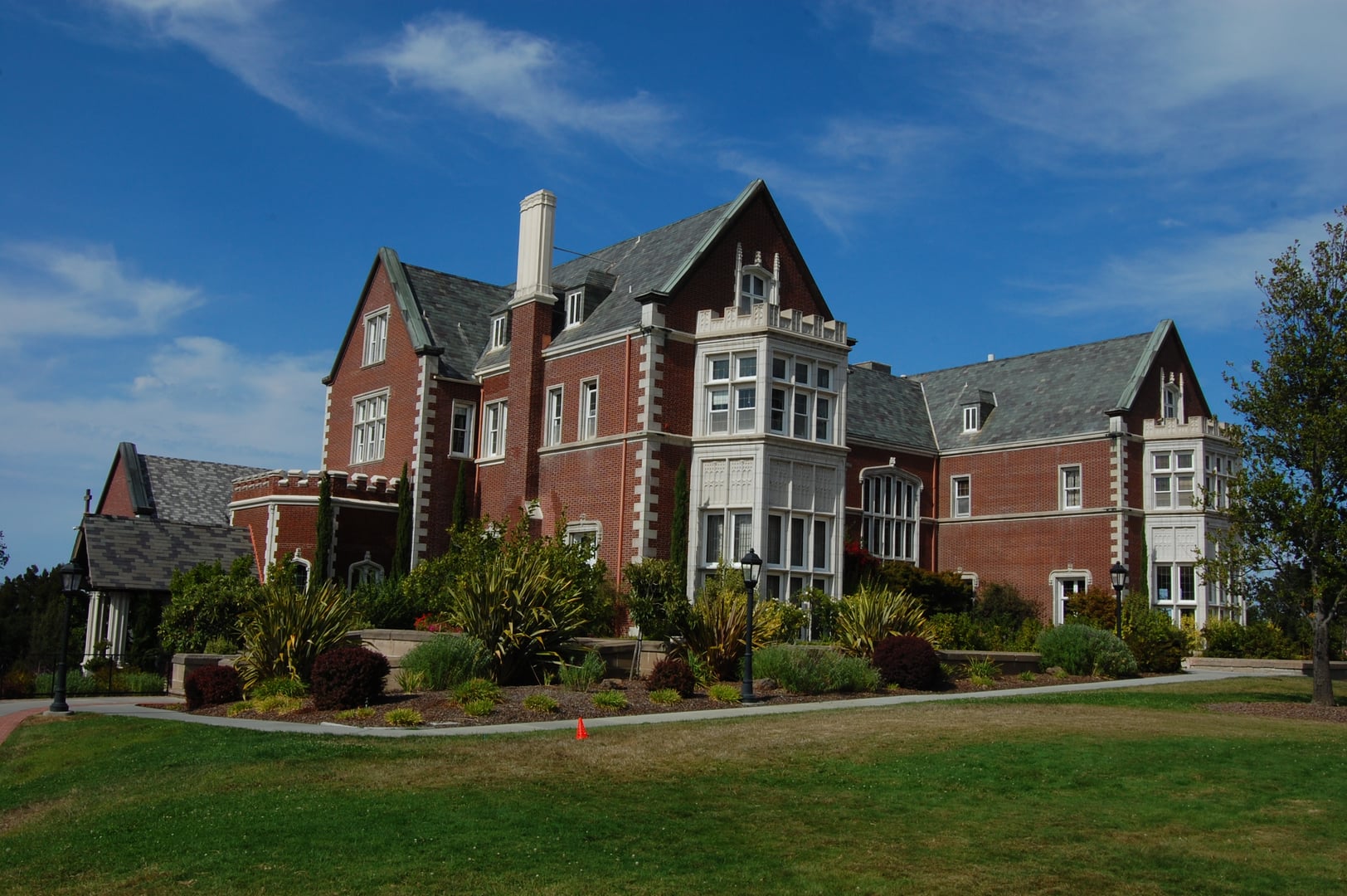 Photo of Kohl Mansion (Mercy High School)