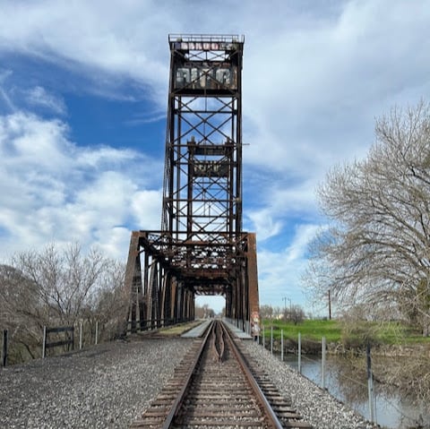 Mossdale steel lift bridge over the San Joaquin River near Lathrop, California, successor to the 1869 first transcontinental-railroad crossing