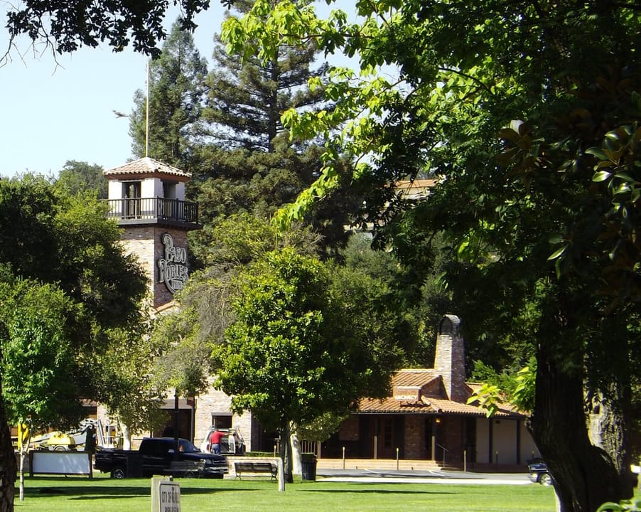 Paso Robles Inn historic hotel exterior, Paso Robles California
