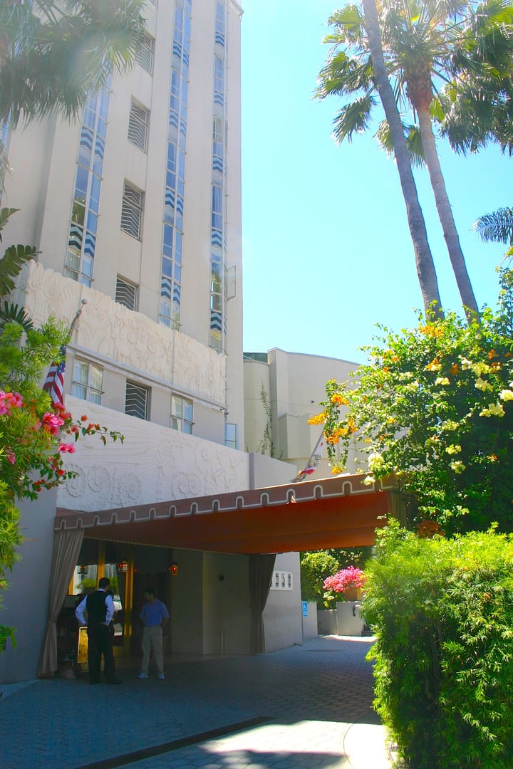 Photo of Sunset Tower Hotel