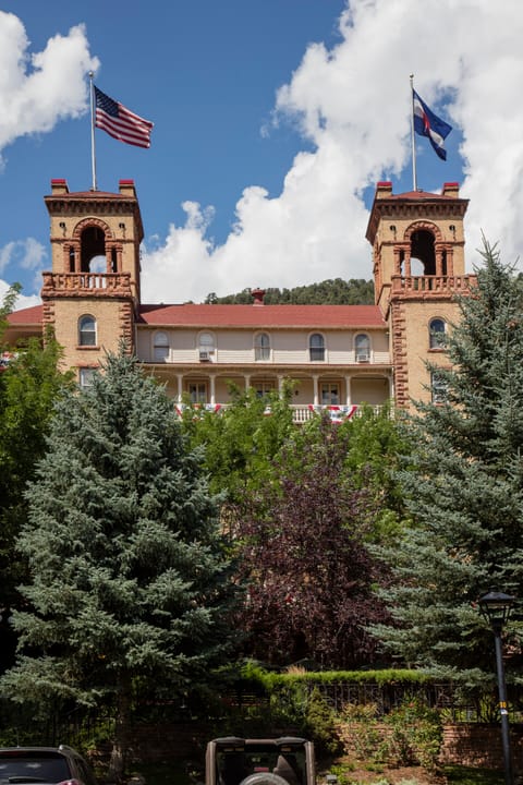 Hotel Colorado exterior, Glenwood Springs, Colorado, 2012