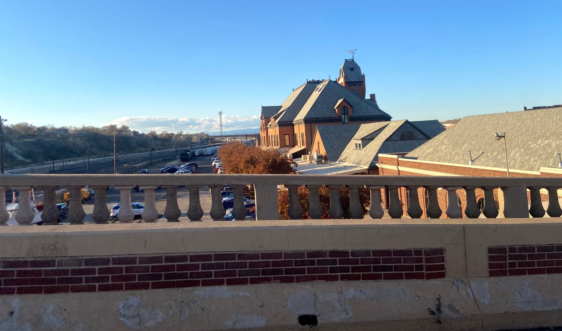 Exterior of the 1889 Pueblo Union Depot in Richardsonian Romanesque style