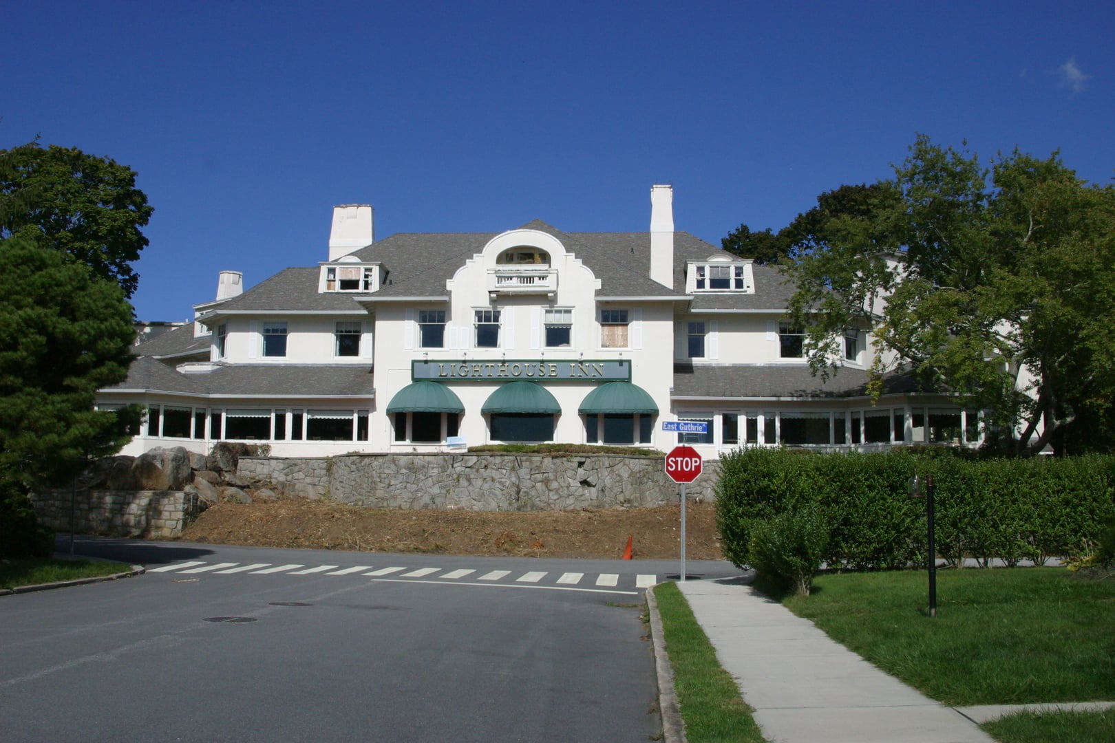 The Mission-style Lighthouse Inn, formerly the 1902 Meadow Court mansion, at 6 Guthrie Place in New London, Connecticut
