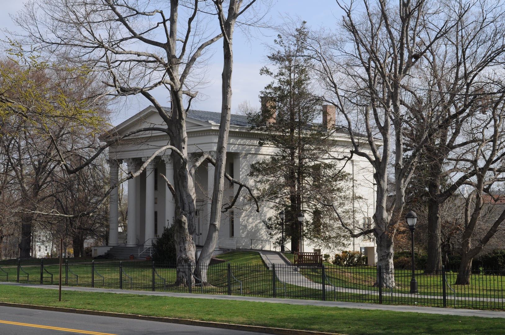 Photo of Samuel Russell House (Wesleyan University)
