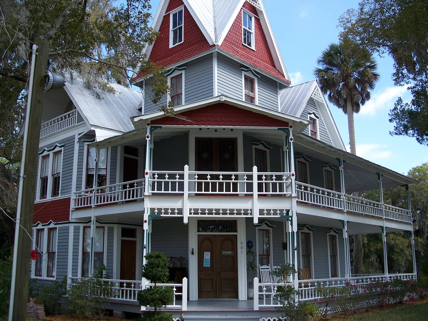 May-Stringer House, an 1855 Victorian home now serving as the Hernando Heritage Museum in Brooksville, Florida