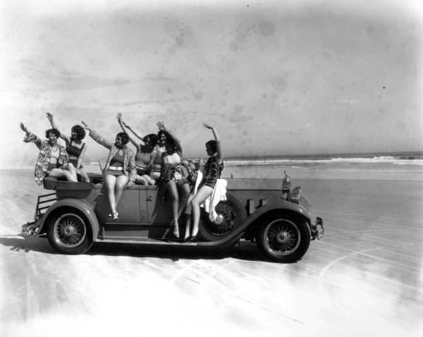Persistent URL: floridamemory.com/items/show/52267
Local call number: SP01287
Title: Young women posing on a car at Jacksonville Beach, Florida
Date: 1930
Physical descrip: 1 photograph - b&amp;w - 8 x 10 in.
Series Title: Print Collections
Repository:  State  Library and Archives of Florida

500 S.