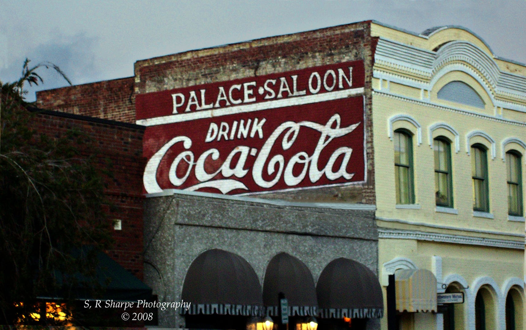 The Palace Saloon at 117 Centre Street, Fernandina Beach, photographed in 2008 — a two-story historic building in the Fernandina Beach Historic District