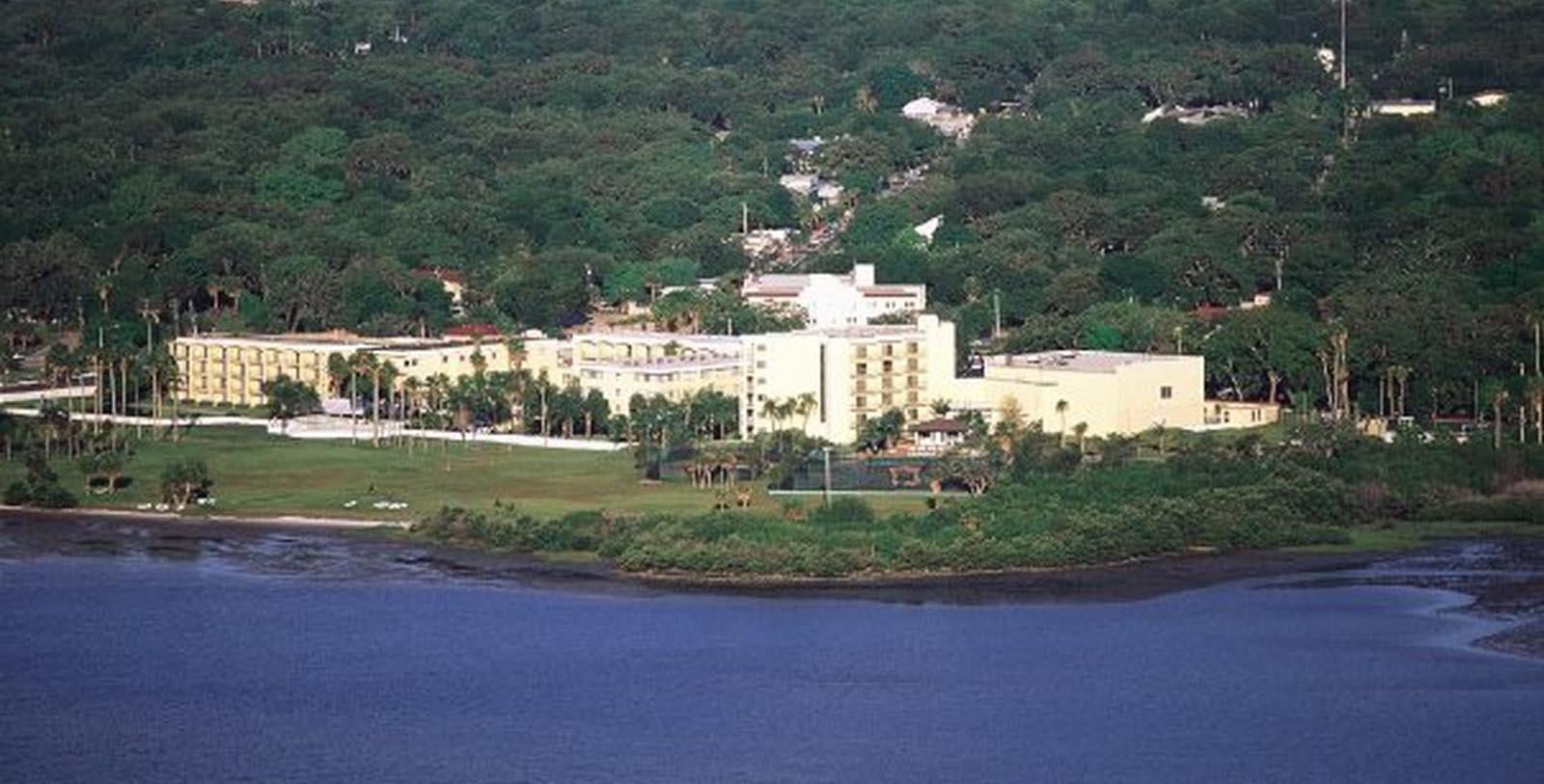 Exterior of the Safety Harbor Resort & Spa on Tampa Bay, a historic Florida mineral-springs resort