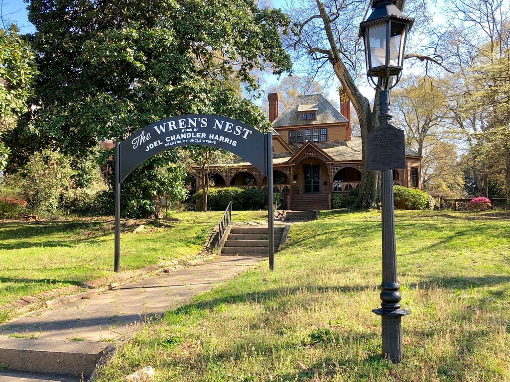 The Wren's Nest in Atlanta's West End — Queen Anne house museum and home of Joel Chandler Harris