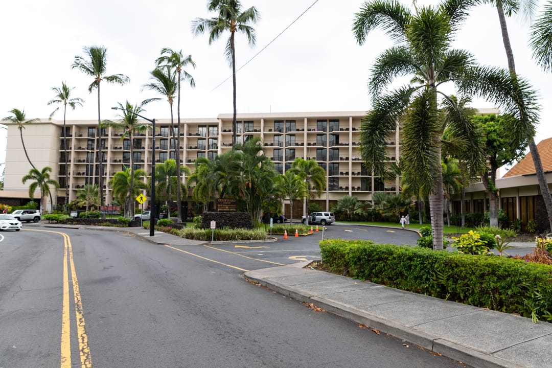 Photo of Courtyard by Marriott King Kamehameha's Kona Beach Hotel