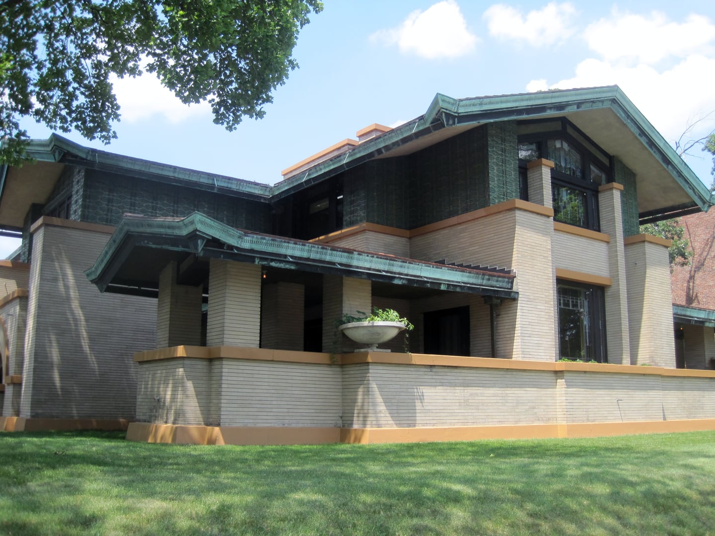 Photo of Dana-Thomas House
