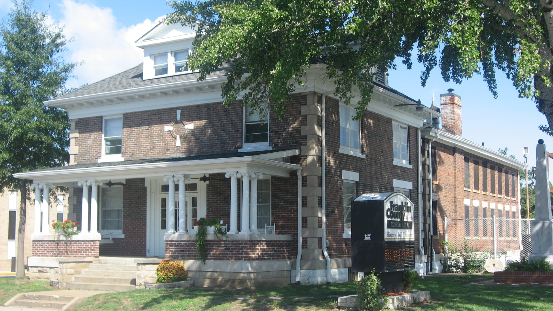 The Old Franklin County Jail in Benton, Illinois, a brick structure listed on the National Register of Historic Places