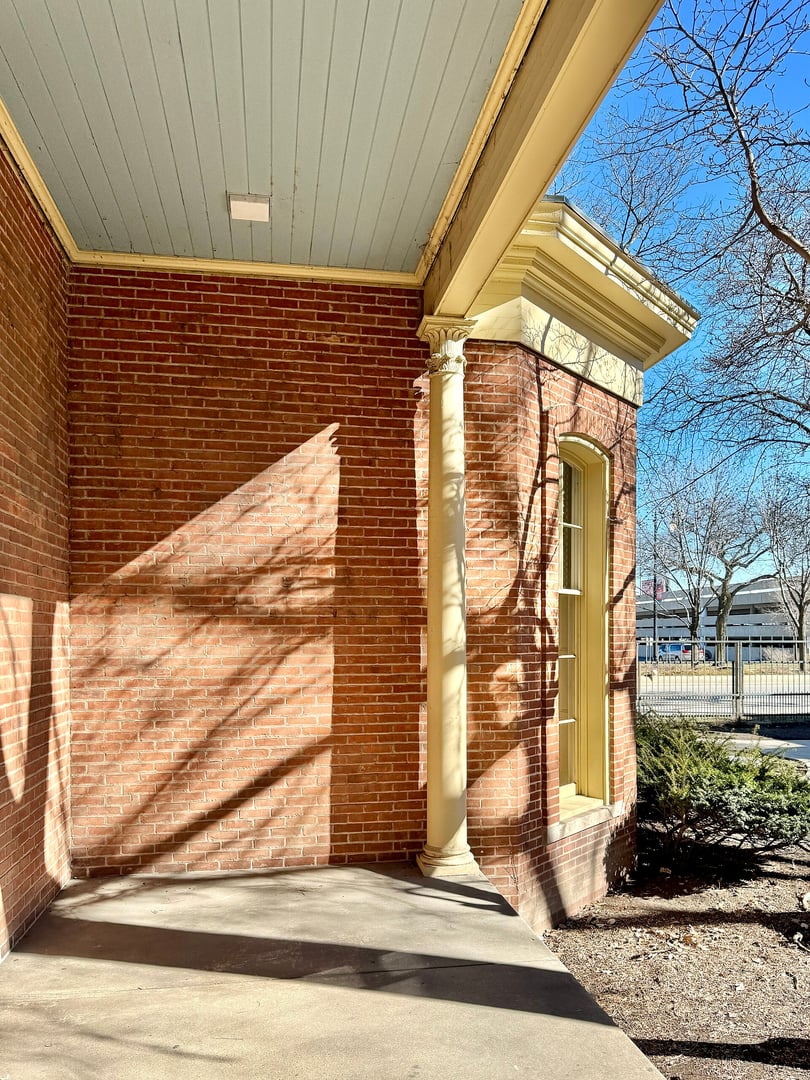 Exterior of the 1856 Italianate Hull House mansion on South Halsted Street at the University of Illinois Chicago campus