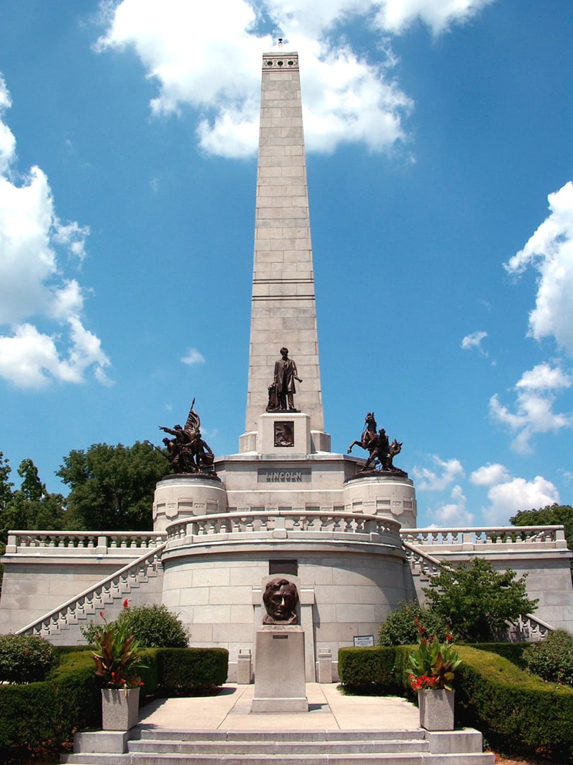 Granite Lincoln Tomb obelisk with bronze statuary at Oak Ridge Cemetery in Springfield, Illinois
