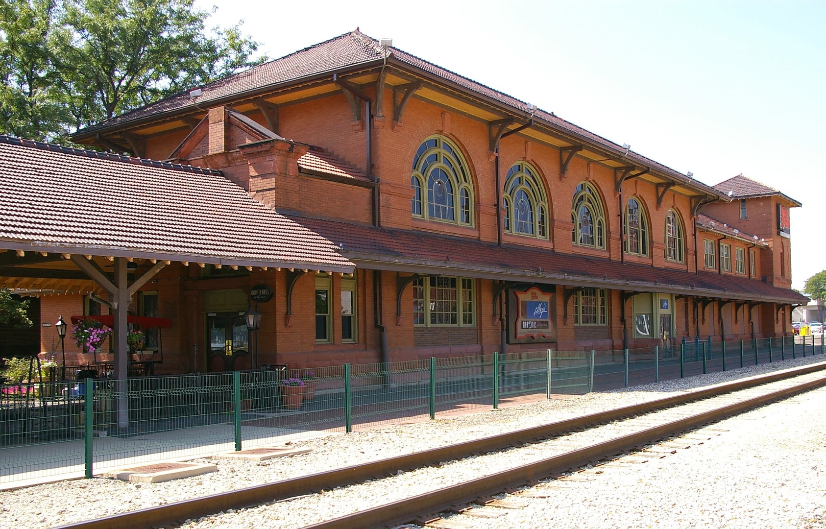 The Rock Island Depot (River Station), an 1891 train depot along the Illinois River in Peoria, Illinois