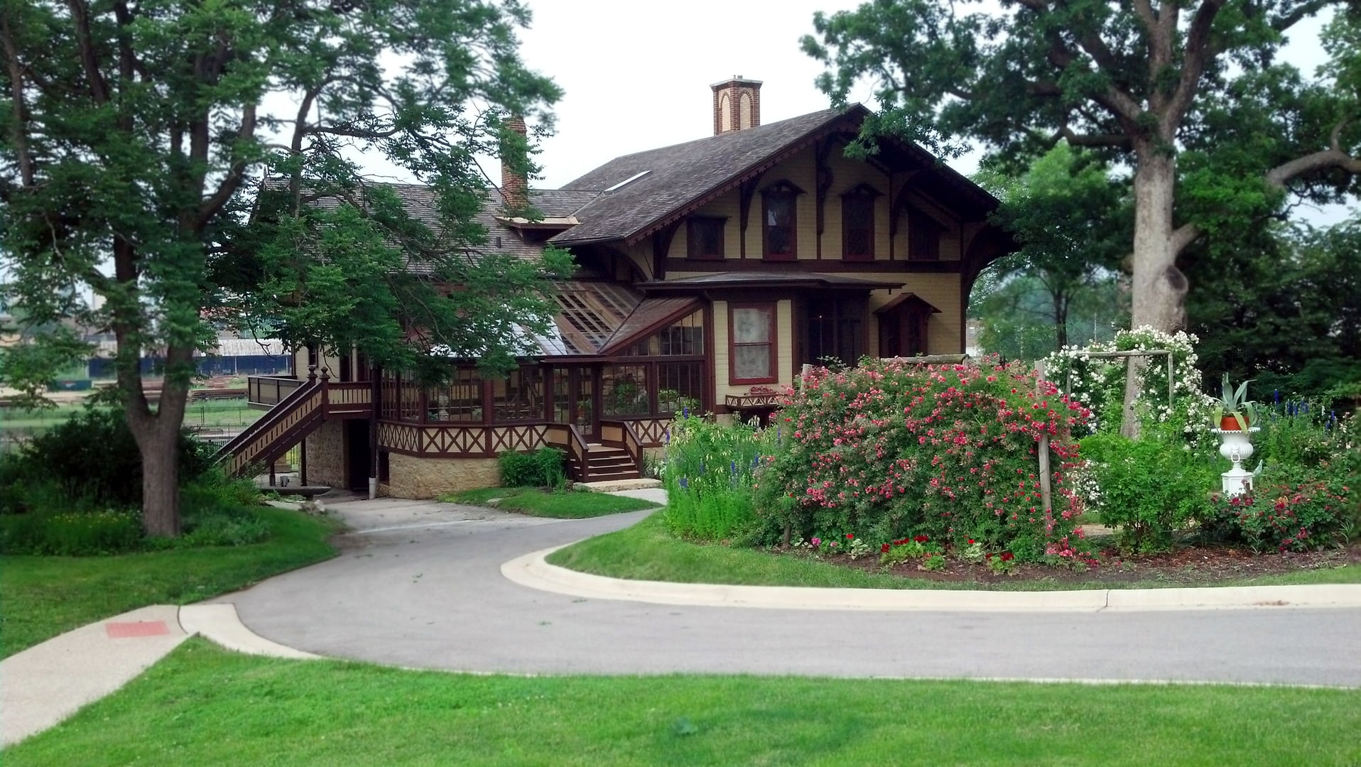 Tinker Swiss Cottage historic Swiss-style residence, Rockford, Illinois