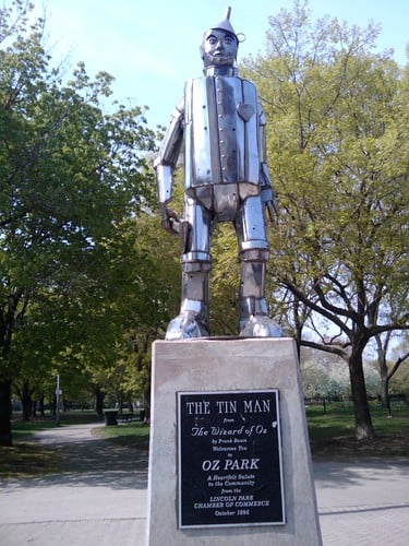 Tin Man statue at Oz Park, Chicago — meeting point for Windy City Ghosts tour