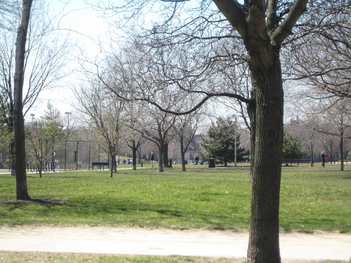 The Tin Man Statue at Oz Park in Chicago's Lincoln Park neighborhood, the meeting point for Windy City Ghosts walking tours