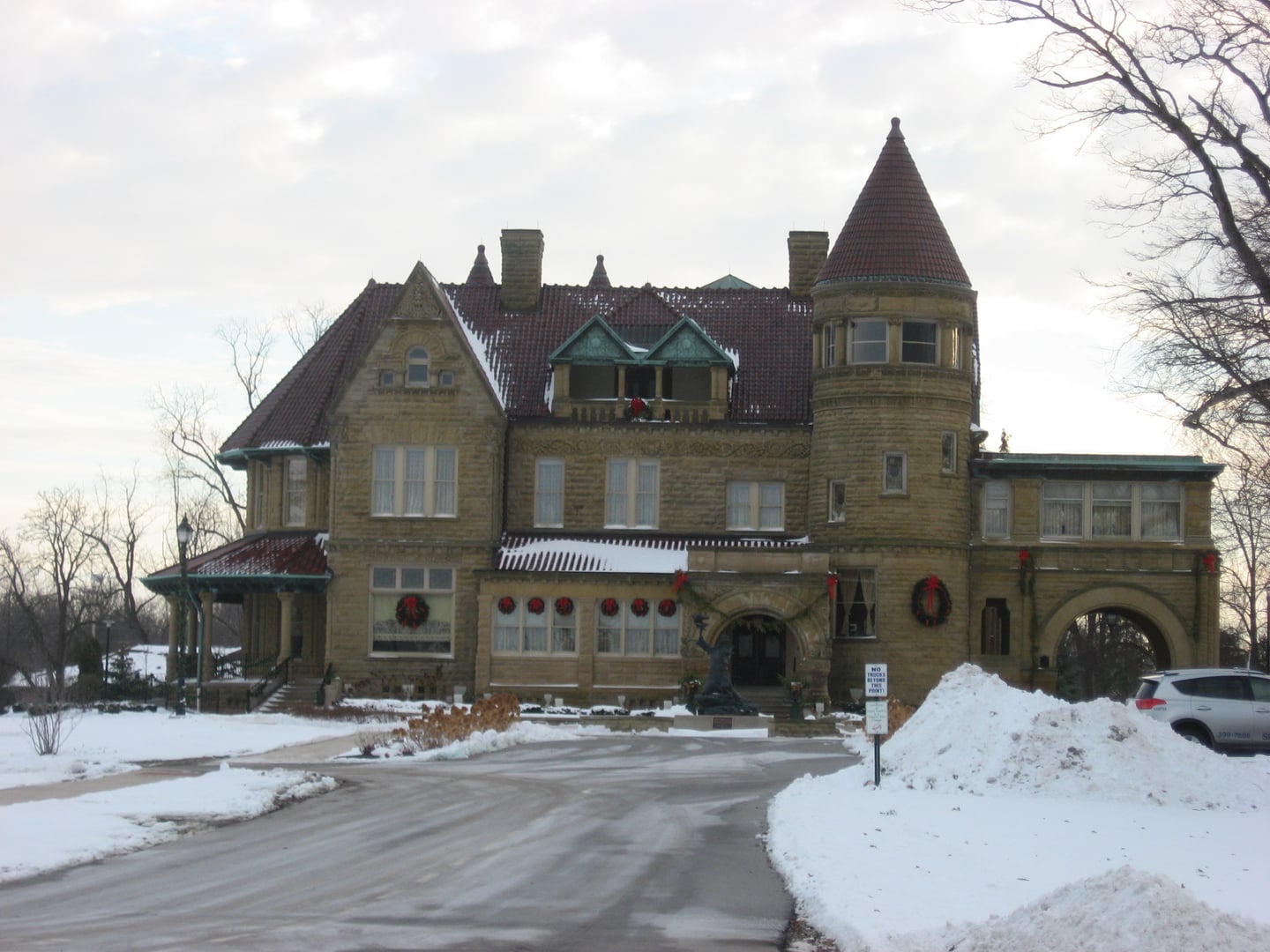 Photo of Brookside / Bass Mansion (University of Saint Francis)