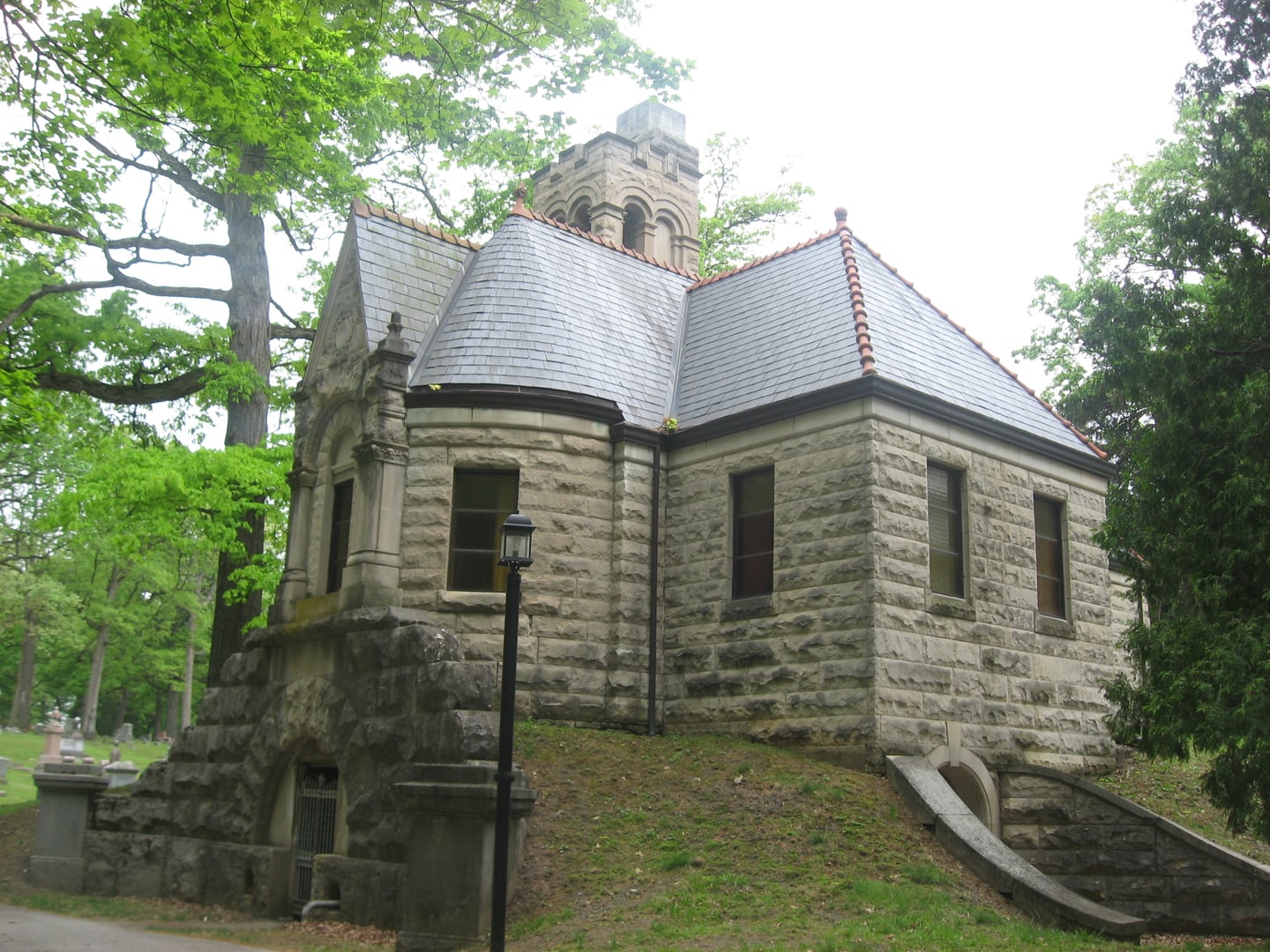 Photo of Lindenwood Cemetery