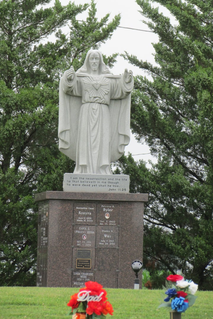 Cemetery entrance and grounds at Memory Gardens of Rensselaer in Indiana