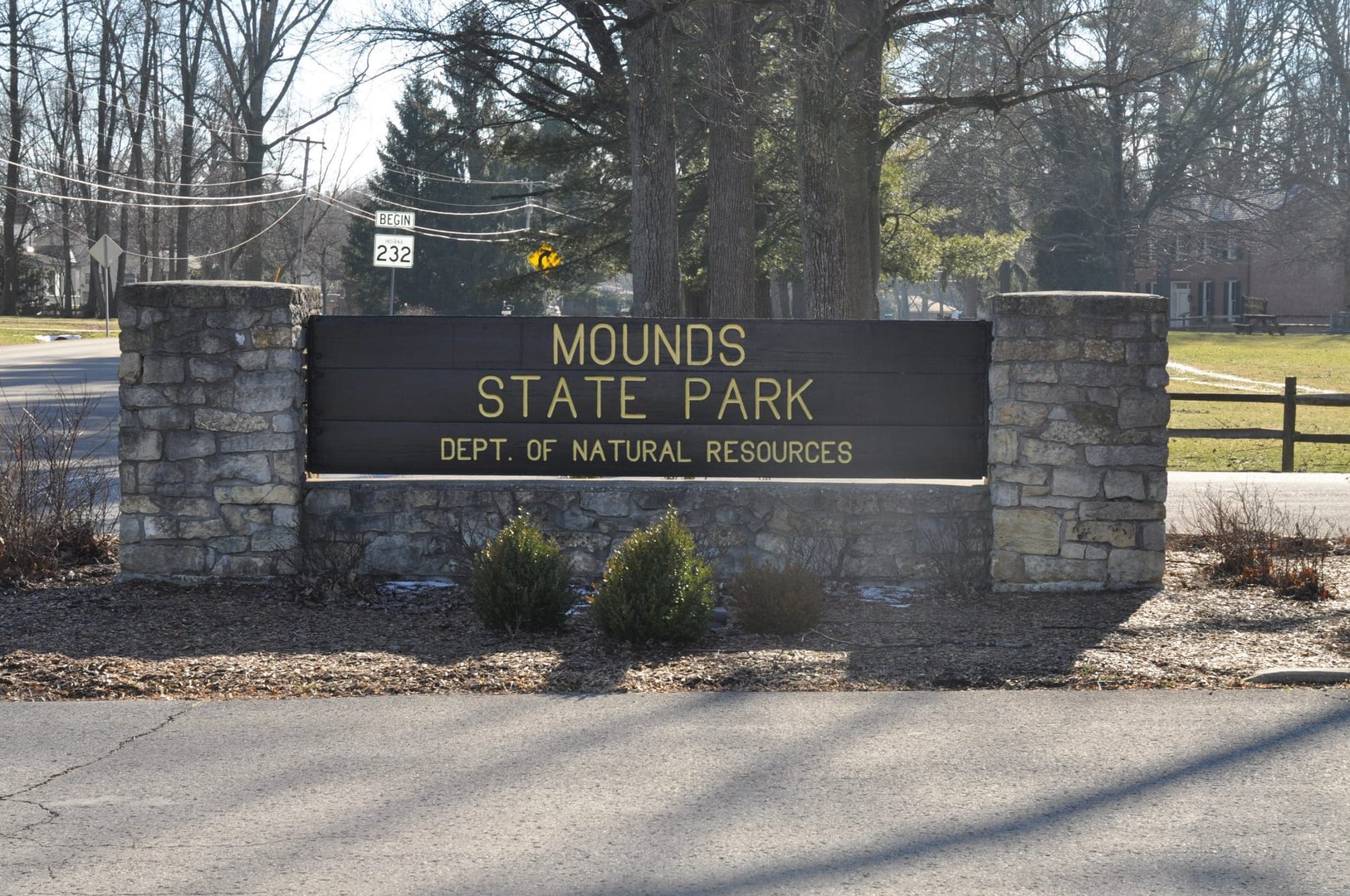 Entrance sign at Mounds State Park in Anderson, Indiana, home to Adena culture earthworks including the Great Mound.