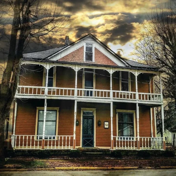 The Roads Hotel facade on West Main Street in Atlanta, Indiana, a 22-room 1893 Italianate hotel