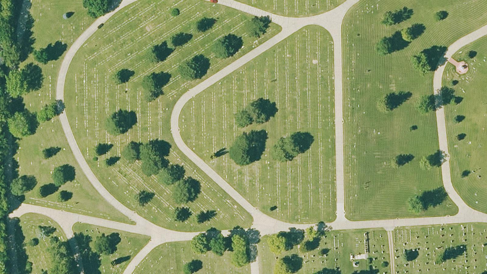 Aerial survey view of Calvary Cemetery (Sioux City)