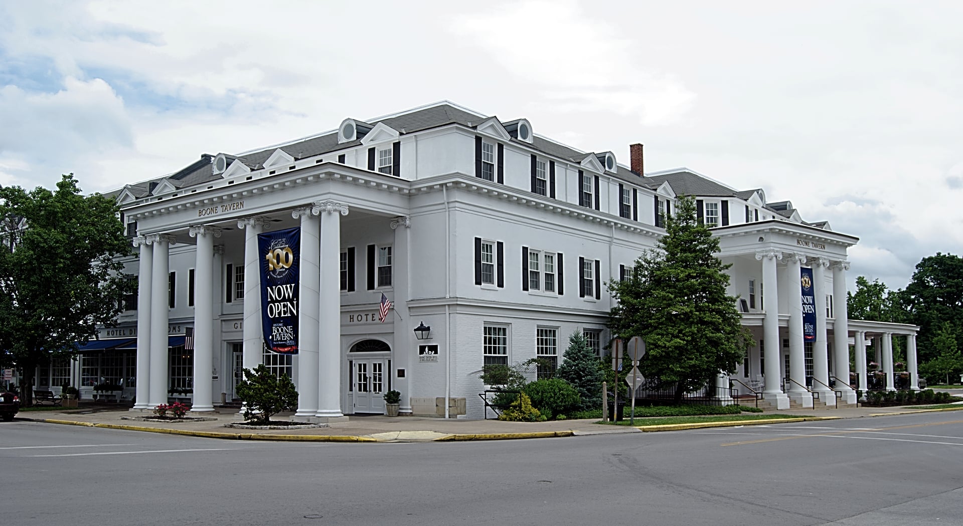 Historic Boone Tavern Hotel exterior on the Berea College campus in Berea Kentucky