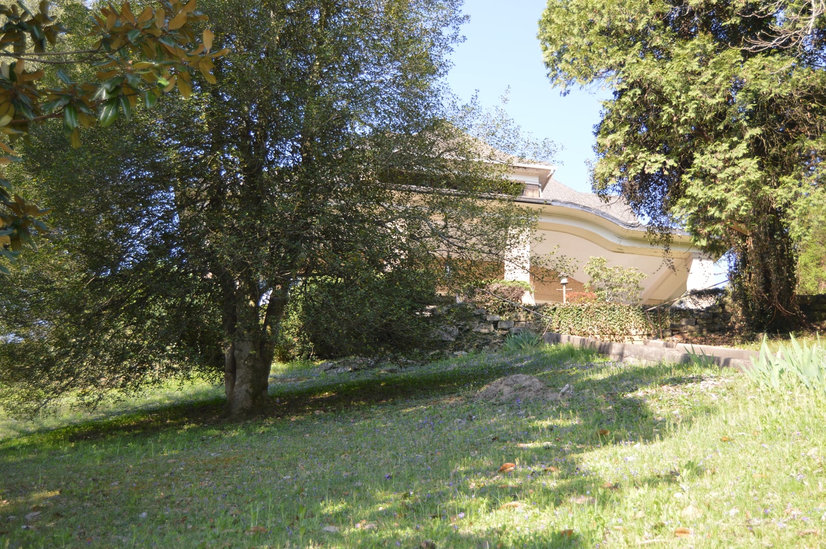 Photo of Creekmore Mansion (York House)