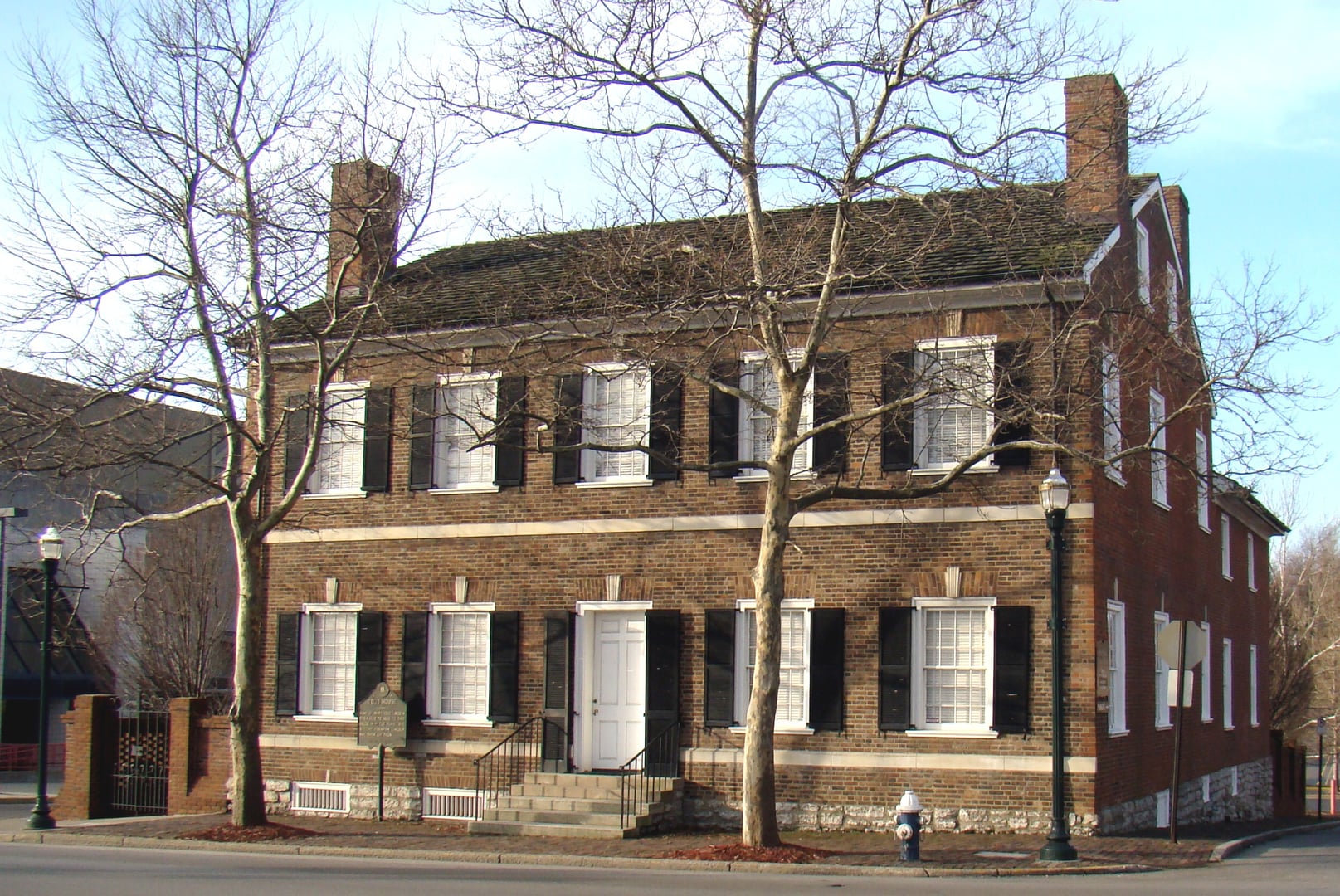 The Mary Todd Lincoln House, a Georgian brick former tavern at 578 West Main Street in Lexington, Kentucky