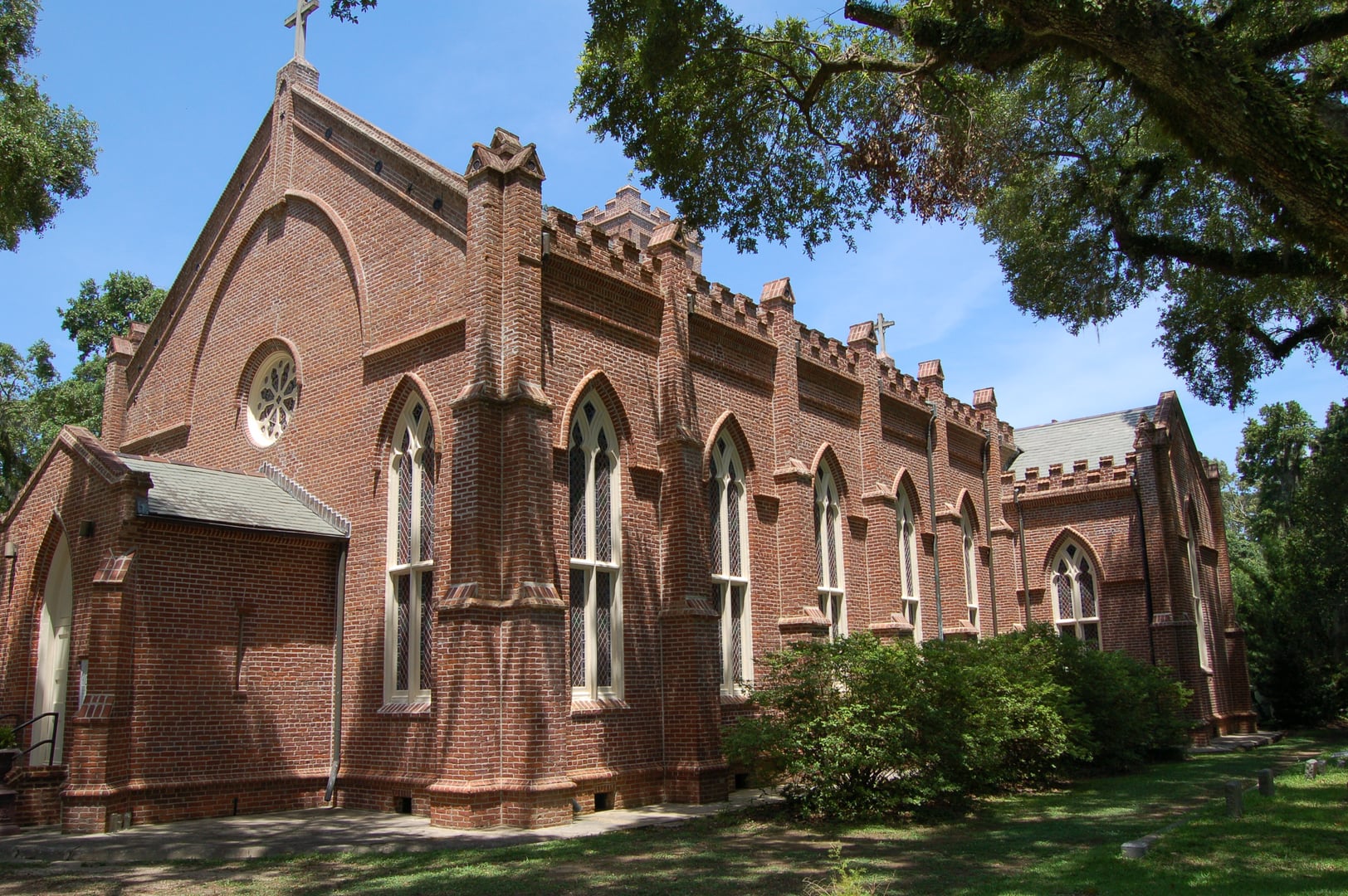 Photo of Grace Episcopal Church and Cemetery