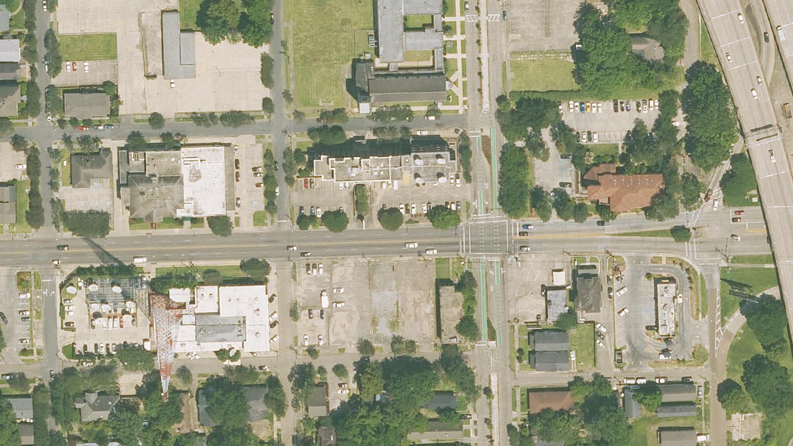 Aerial survey view of Guaranty Broadcasting Building (Former Baton Rouge General Hospital)