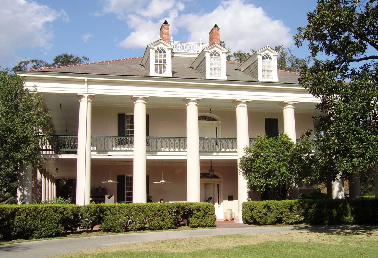 Oak Alley Plantation mansion with its famous canopy of southern live oaks in Vacherie, Louisiana