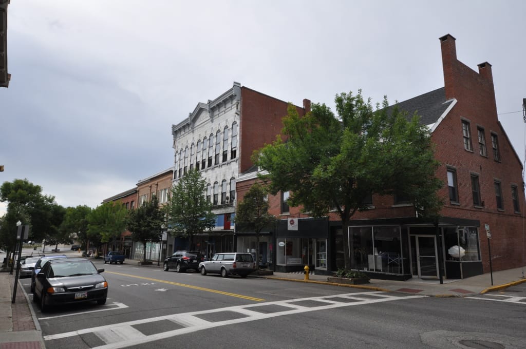 Biddeford City Hall and City Theater building, a National Register-listed civic complex on Main Street in Biddeford, Maine.
