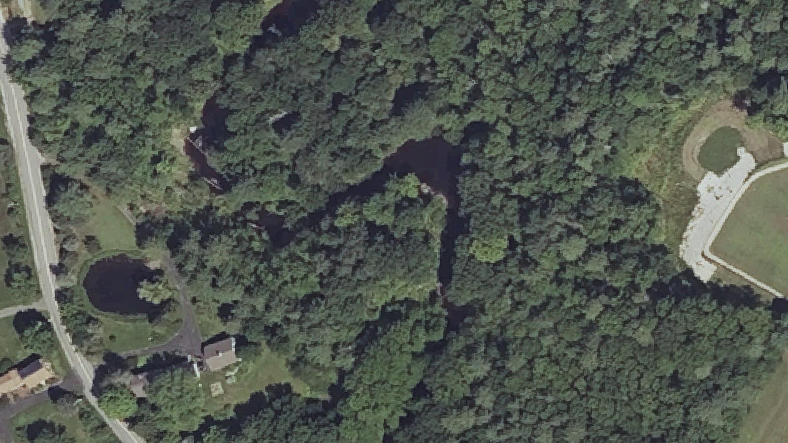 Aerial survey view of Chute Cemetery (Chute Road Cemetery)
