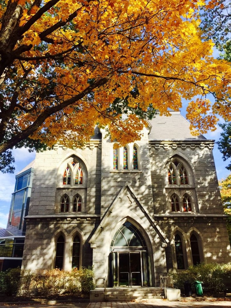 Photo of Pickard Theater, Bowdoin College (Memorial Hall)
