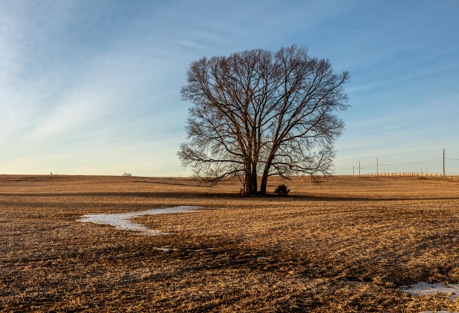 Antietam National Battlefield rolling fields in Sharpsburg, Maryland — site of bloodiest day in American military history