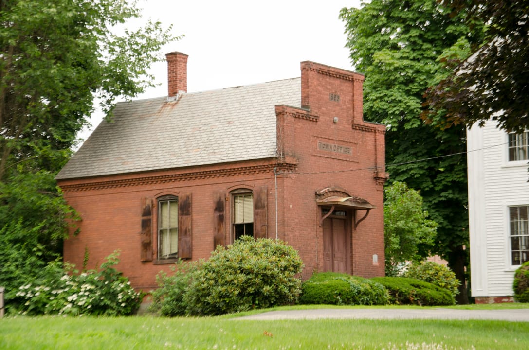 Photo of Deerfield Inn